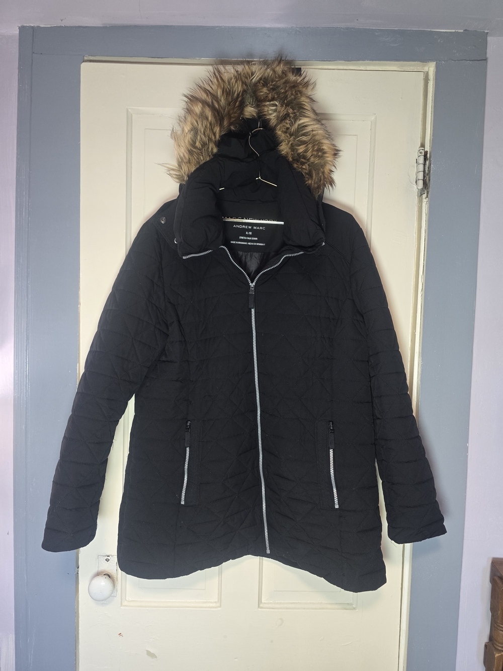 Andrew Marc Women’s Black Quilted Hooded Coat Faux Fur Trim XL Winter Puffer